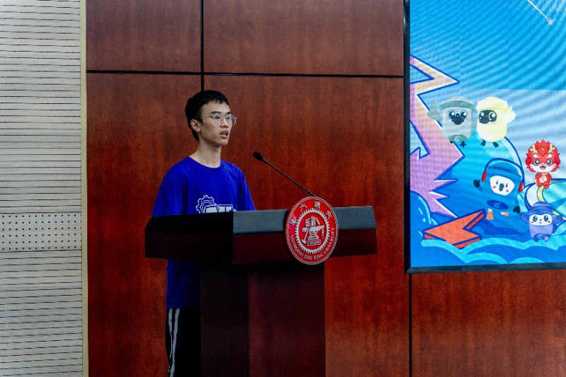 圖5 姜昊發(fā)言_resized.jpg