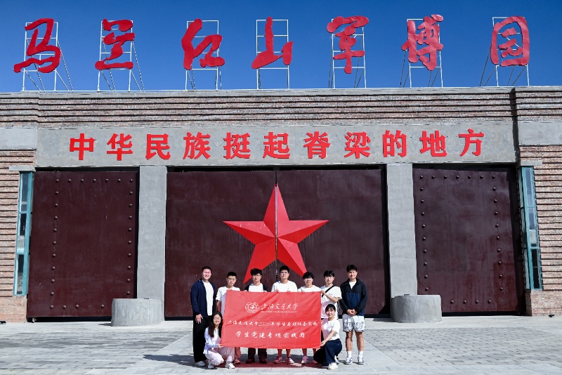 1754052889906520.jpg 圖4 軍博園合影_resized.jpg