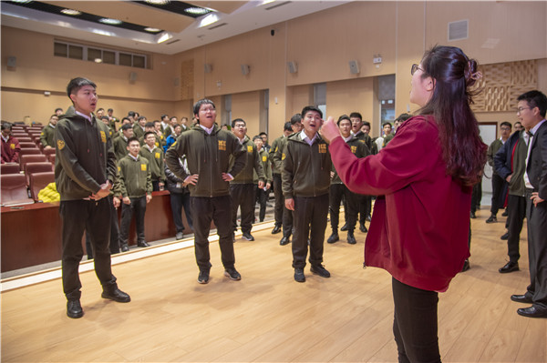 圖6 師生排練照片.jpg