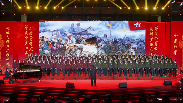 圖7 現(xiàn)場(chǎng)表演照片.jpg