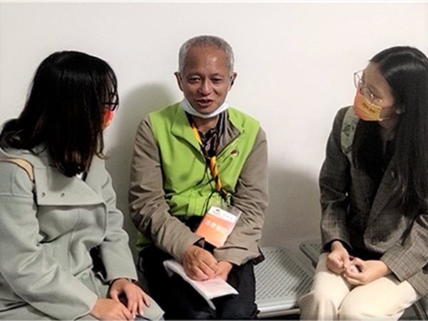 1636965382136232.jpg 圖4 采訪講解員.jpg