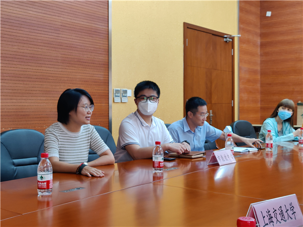 圖4 座談會(huì)發(fā)言.jpg