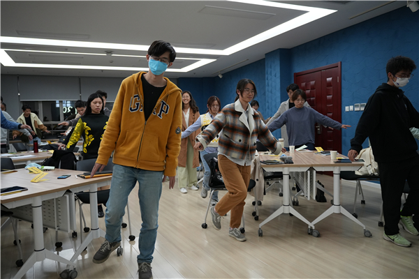 1669097740631527.jpg 圖三_參與學(xué)員參與體驗(yàn)活動(dòng).jpg