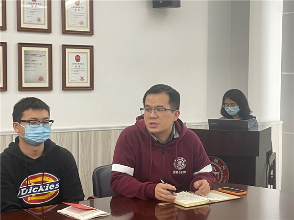 圖6 思政老師張軼帆講話(huà).jpg