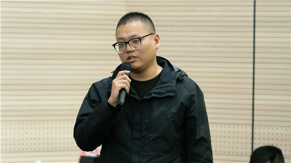 1669946401199878.jpg 7-周松華同學(xué)分享.jpg