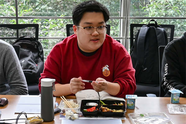 圖二 嘉賓郁中昊特寫.jpg