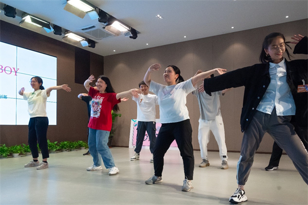 1684927983876630.jpg 圖2 舞蹈表演.jpg