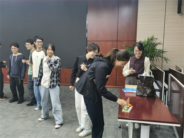 1685359013148298.jpg 漢諾塔.jpg