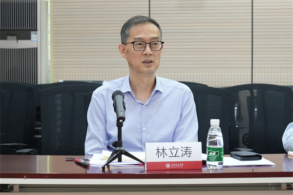 1687261053123560.jpg 圖2:林立濤講授黨課.jpg