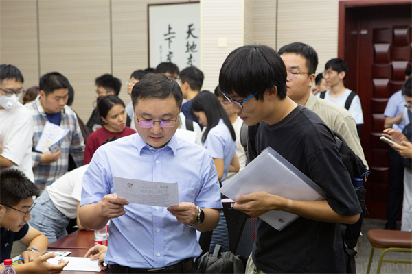 1695122047632766.jpg 圖7-會(huì)后交流.jpg