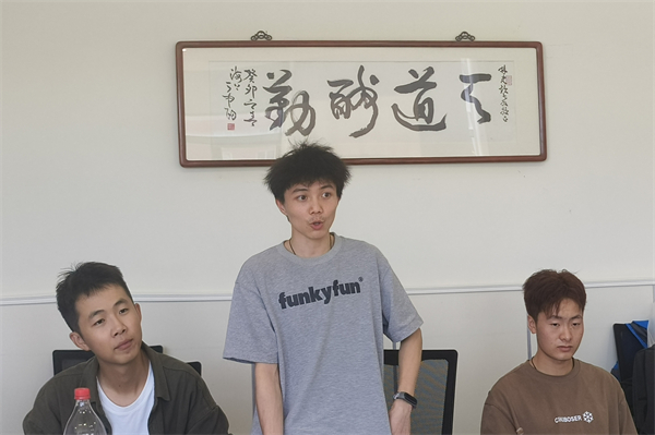 1698147173156448.jpg 圖一 老生發(fā)言.jpg