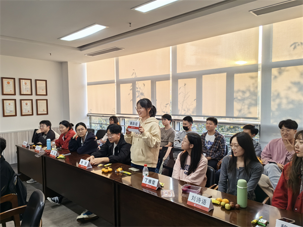 1698671830930018.jpg 圖1 工熱所開展2023級研究生新生歡迎會.jpg