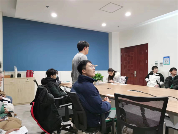 圖2 郭宇翔同志個人介紹.jpg