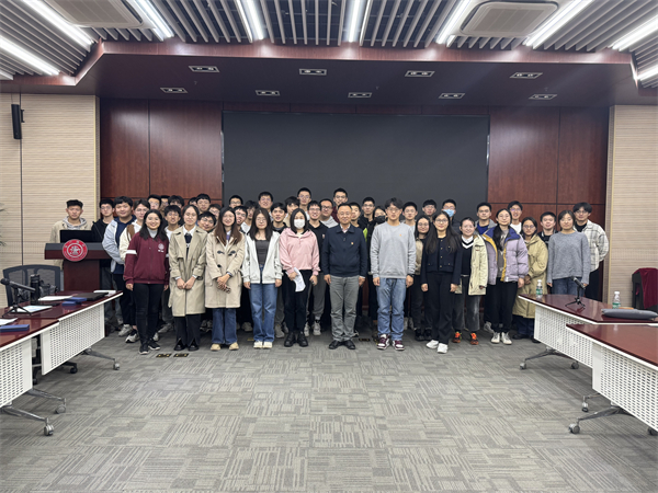 圖7 全體合照.jpg