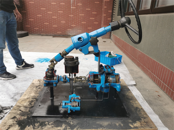 圖4 拼裝好的機(jī)械.jpg