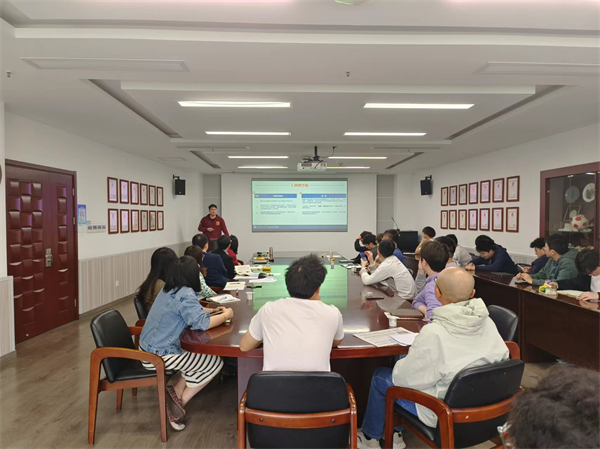 圖一 朱甬麒發(fā)言.jpg