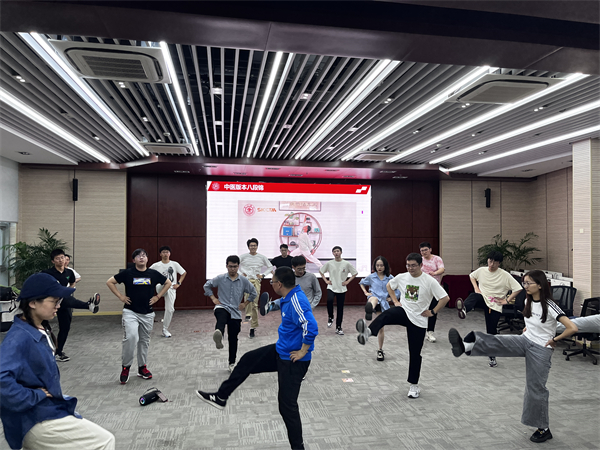 圖4 HIIT有氧操.jpg