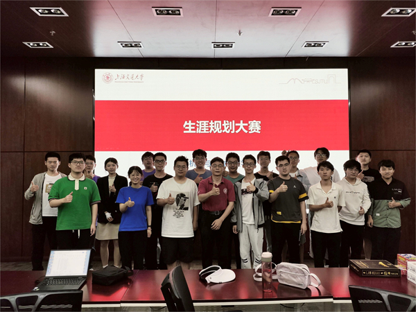 圖6 合影留念.jpg