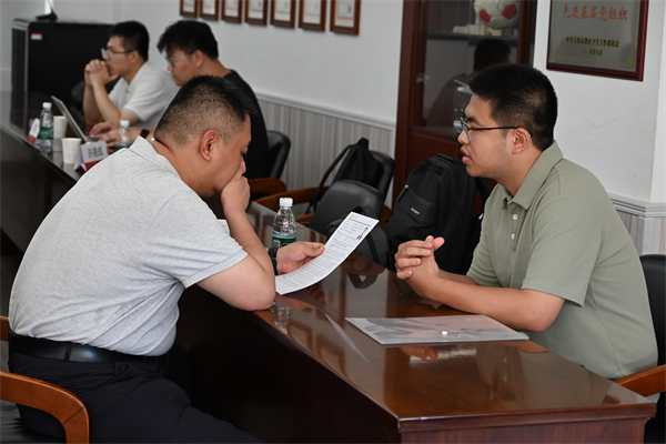 1723895755931757.jpg 圖7-自由交流與現(xiàn)場(chǎng)投遞簡(jiǎn)歷2.jpg