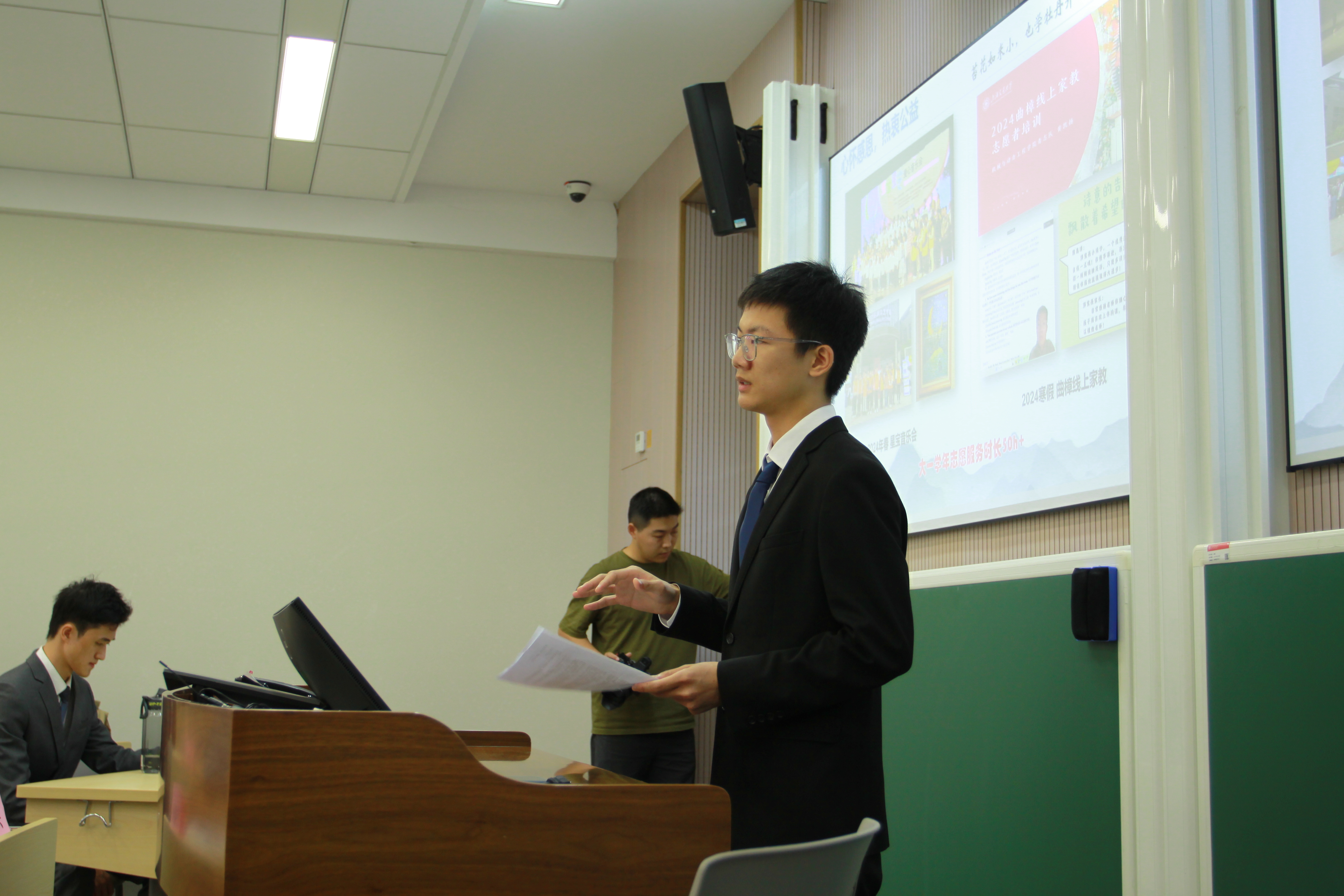 1728983513614042.jpg 1728983513614042.jpg