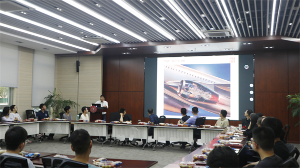 圖2 歐陽(yáng)老師致辭.jpg