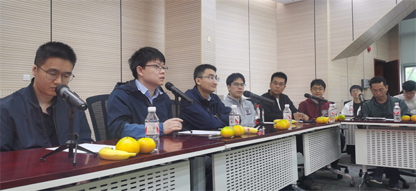 圖4 青年教師發(fā)言.jpg