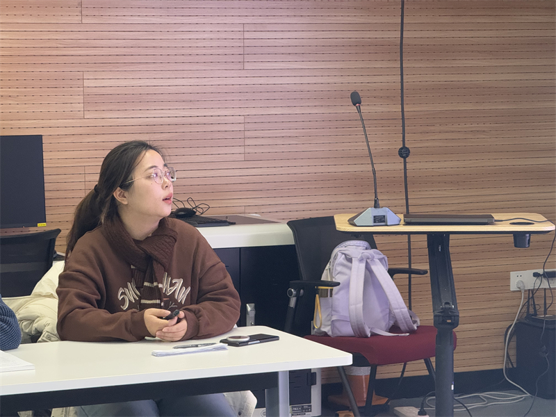 1737280350568413.jpg 圖2 李相越代表支委會述職.jpg