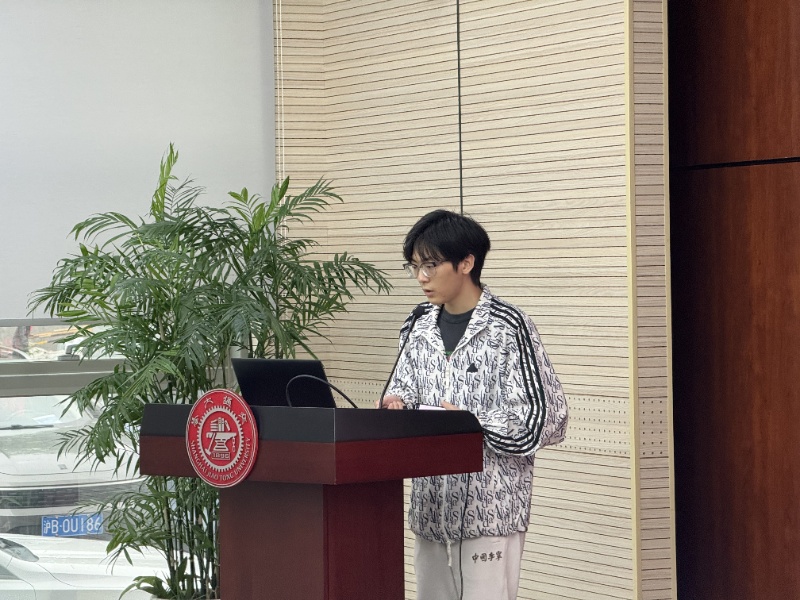 圖1 石云志主持會(huì)議_resized.jpg