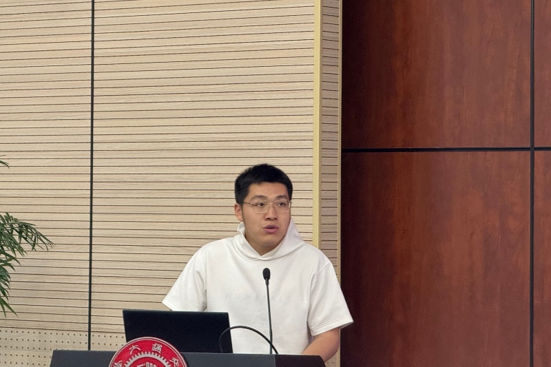 圖4 劉冠洋作院情介紹_resized.jpg