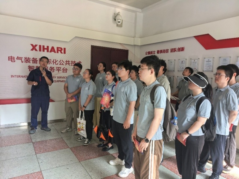 1754214159881655.jpg 1_resized.jpg