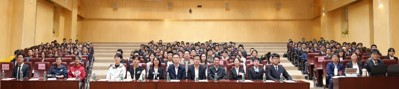 圖1 大合照_resized.jpg